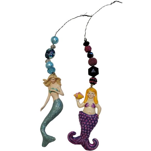 Glitter Mermaid Resin Christmas Ornament Coastal Decor Shell Bra Beaded - Picture 3 of 6